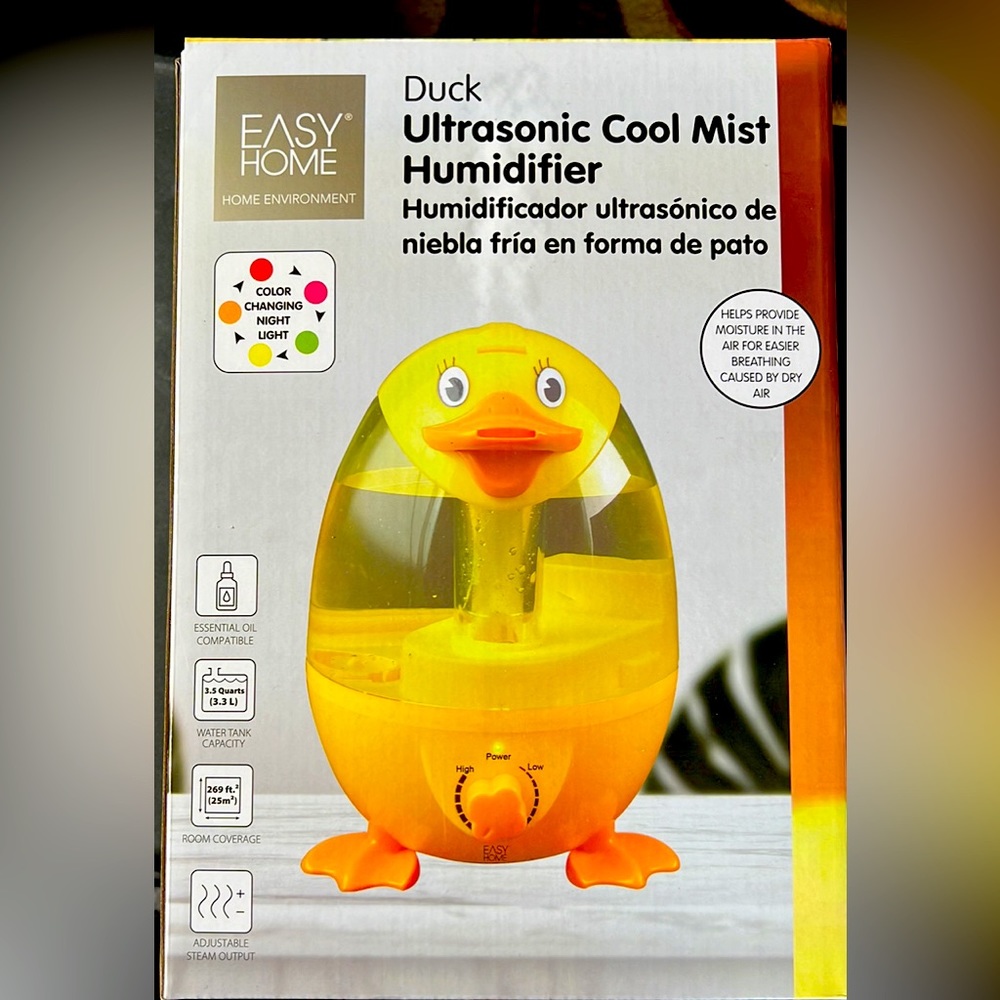 Ultrasonic CoolMist Humidifier DUCK rare item is brand new never used.